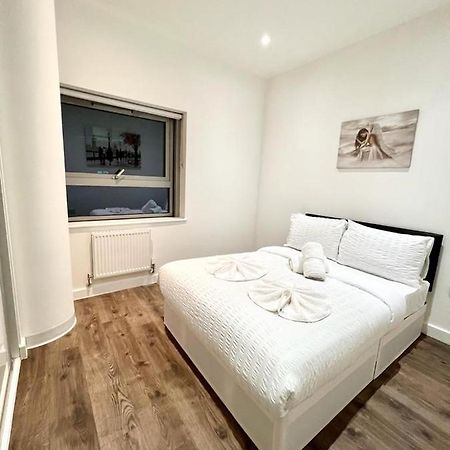 Immaculate Flat In West Croydon Apartment Exterior photo
